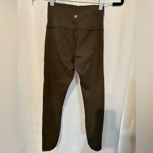 EUC Lululemon Wunder Trains 23in